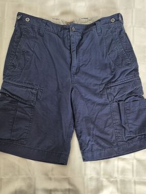 Men's Cargo Shorts in Navy by